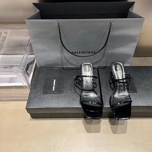 생로랑 신상 샌들 484848 블랙