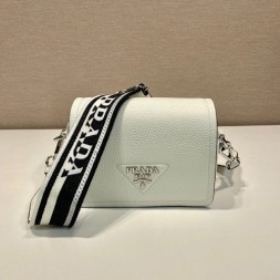 프라다 레더 숄더백 1BD332-3
