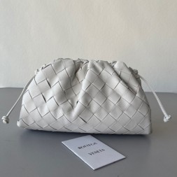 보테가 미니 파우치 585852-13