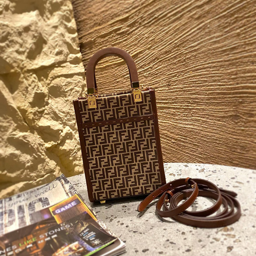 펜디 미니 선샤인 쇼퍼 FD8397 브라운