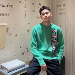 디올 남여공용 니트 D84379-2