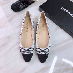 샤넬 신상 플랫 슈즈 G34129 화이트