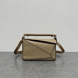 로에베 퍼즐백 스몰 10172-7