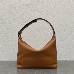 로에베 큐비 미듐 숄더백 11061