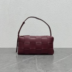 보테가 브릭 카세트 숄더백 709360-4