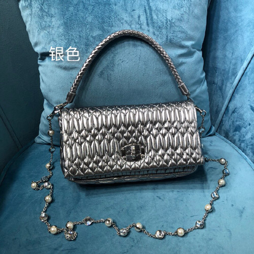 미우미우 크리스털 가죽 백 5BD417 실버