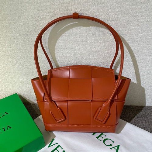 보테가 프렌치 카프 아르코 33 백 575943 레드