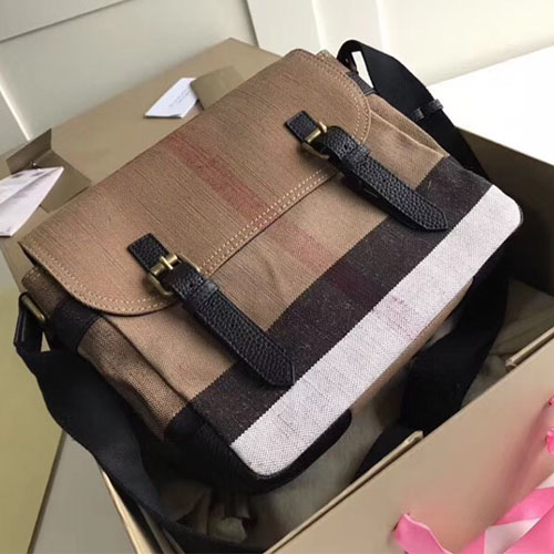 버버리 하우스체크 캔버스 베일던 크로스백 40202461