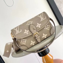 루이비통 다이엔 사첼백 M46386 그레이