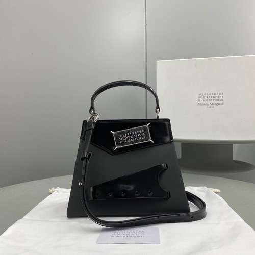 마르지엘라 스내치드 스몰 탑핸들백 MM3075 민자 블랙