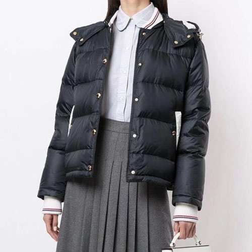 톰브라운 남여공용 패딩 TB8689 네이비