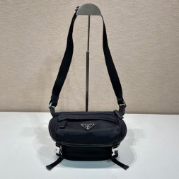 프라다 바이커백 스몰 2VH171