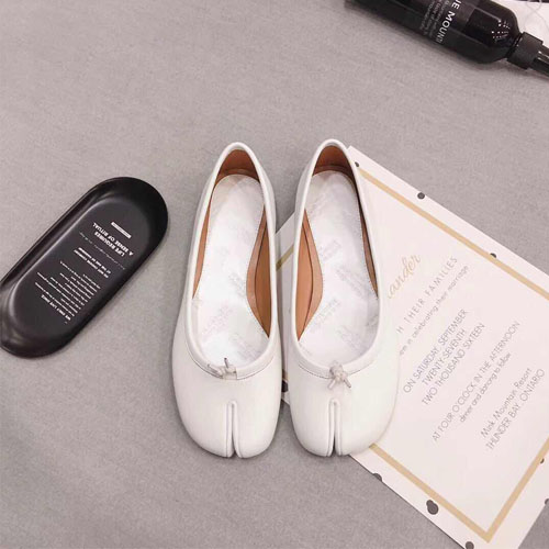 마르지엘라 타비 발렛 플랫 슈즈 190225 화이트