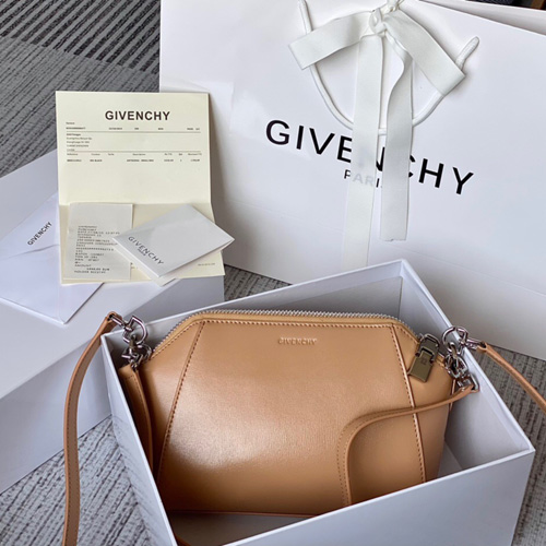 지방시 XS 안티고나 숄더백 BB50H-9