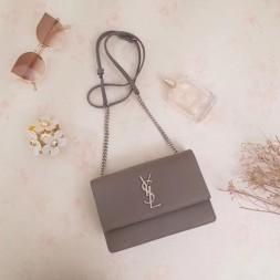 입생로랑 스몰 소프트-스트럭처드 선셋 백 515822 그레이