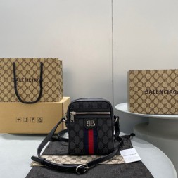 발렌시아가&구찌 캔버스 자카드 ZIP 백 680129