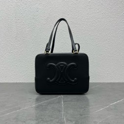 셀린느 트리오페 폴디드 큐브백 111383-3