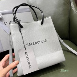 발렌시아가 쇼핑백 572411 그레이