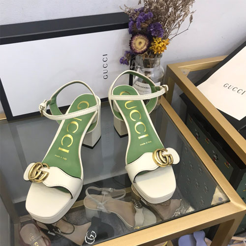 구찌 여성용 신상 샌들 620311