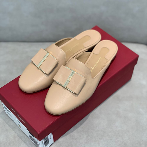 페레가모 신상 슬리퍼 F38102 베이지