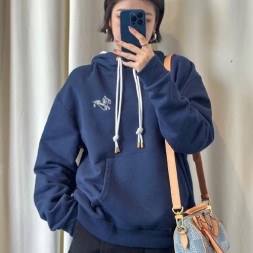 루이비통 남여공용 후드 M10373