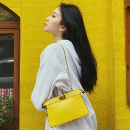 펜디 피카부 I SEE U EAST-WEST 8BN323 옐로우