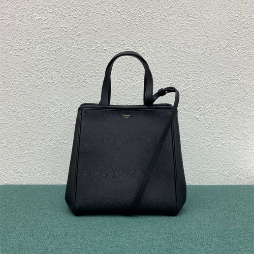 셀린느 스몰 폴디드 카바스 백 194073 블랙