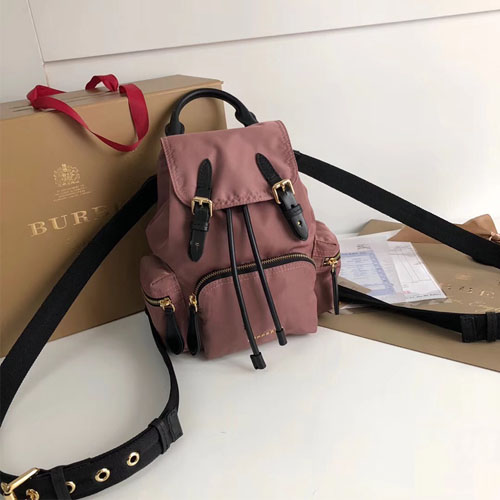 버버리 스몰 나일론 크로스백 백팩 40759711 핑크