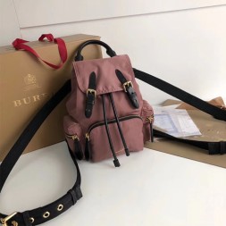 버버리 스몰 나일론 크로스백 백팩 40759711 핑크