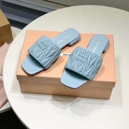 미우미우 신상 슬리퍼 57244-3