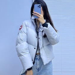 캐나다구스 여성용 싸이프레스 크롭 푸퍼 숏패딩 645050-3