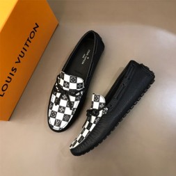 루이비통  신상 로퍼 M0246