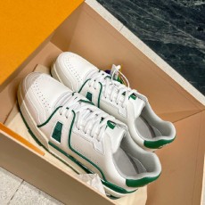 루이비통 남여공용 스니커즈  M0419-2