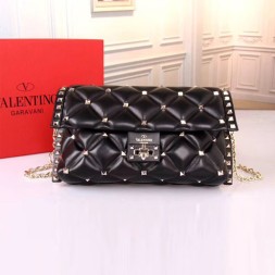 발렌티노 캔디스터드 크로스 바디 백 QW2B0B83 블랙