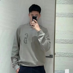 디올 남여공용 맨투맨 D84324 그레이