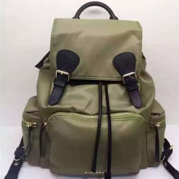 버버리 백팩 40149401