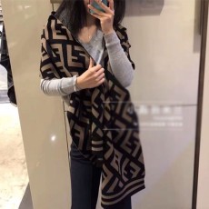 펜디 신상 스카프 FD70203