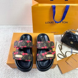 루이비통 여성용 슬리퍼  M0581-1