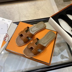 에르메스 21s/s 오란 샌들 H35121 카멜