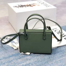 로에베 포스탈 스몰백 317089 그린