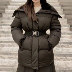 몽클레어 여성용 숏패딩 MC3677