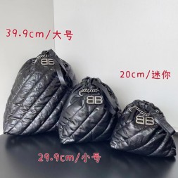 발렌시아가 크러쉬  퀼티드 토트백 781796