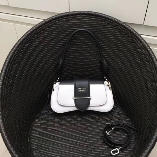 프라다 시도니 가죽 숄더백 1BD168 화이트