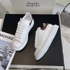 알렉산더 맥퀸  남여공용 스니커즈  586434-14