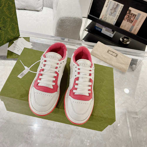 구찌 남여공용 운동화 670479-2