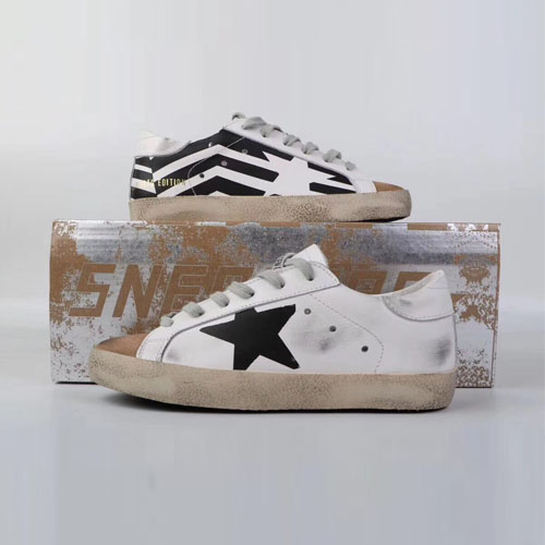 골든구스 남여공용 신상 스니커즈 G305961