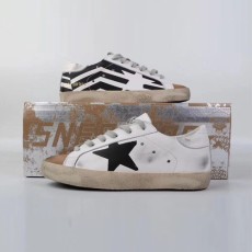 골든구스 남여공용 신상 스니커즈 G305961