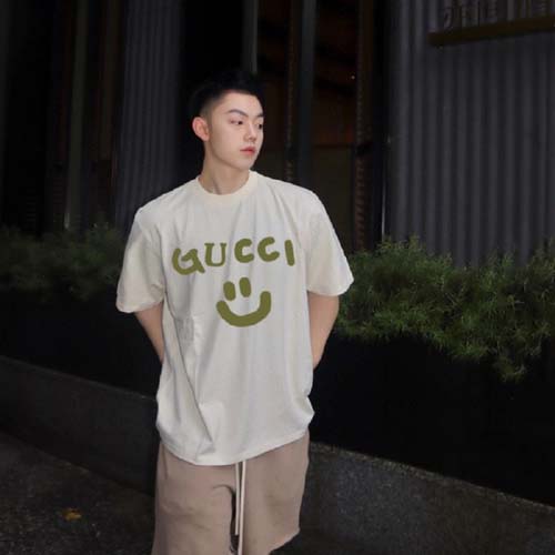 구찌 남여공용 반팔  617560-1