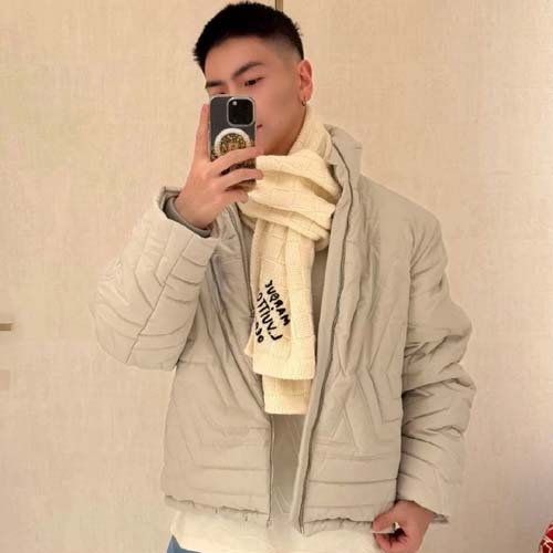 루이비통 남여공용 잠바  M10440