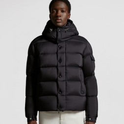 몽클레어 베제르 남여공용 숏패딩 MC3644